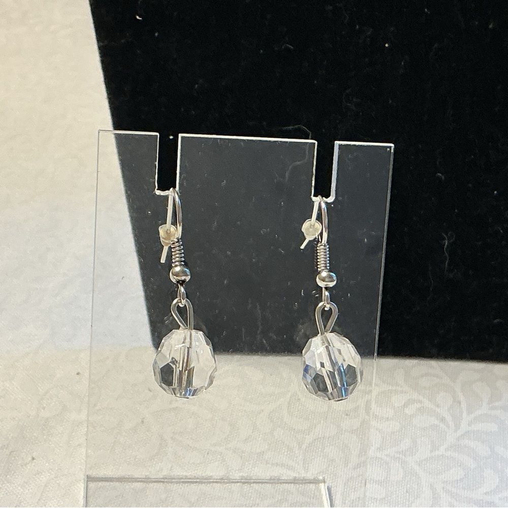 Elegant Silver Crystal Drop Earrings